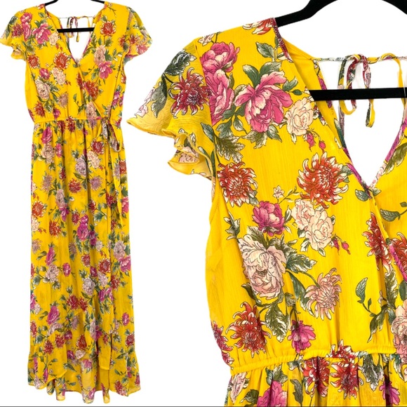 Band of Gypsies Dresses & Skirts - Band of Gypsies Vintage Floral Wrap Maxi Dress